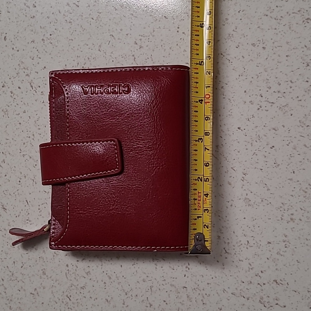 Vegan Leather Bifold Red Wallet - Picture 4 of 5